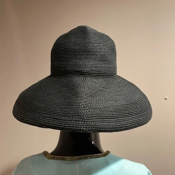 Eric Javits Squishee Straw Sun Hat Black-EUC - avconcontrols.com